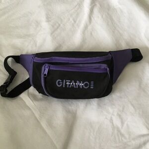 Gitano Vintage/Retro 80's Black and Purple Belt Bag
